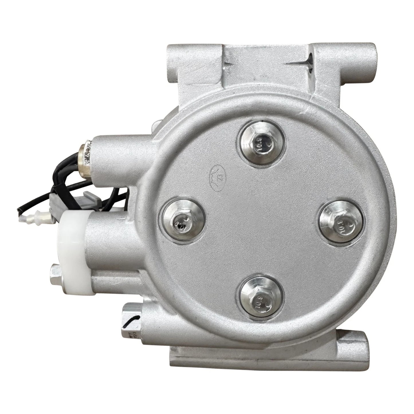 AC Compressor Replacement for Mitsubishi Fuso FE180 (2011–2011)