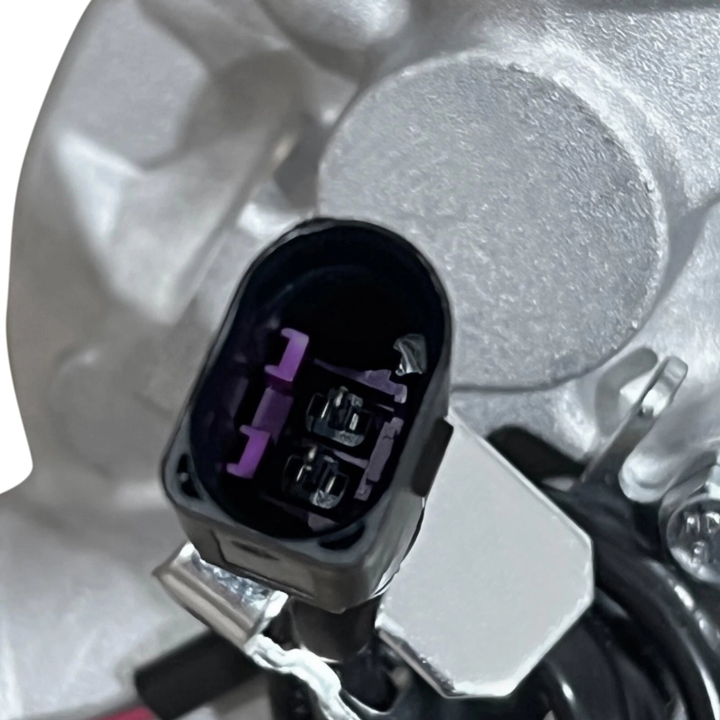 A C Compressor Replacement for Audi Q7 Volkswagen Touareg Porsche Cayenne (2010–2018)