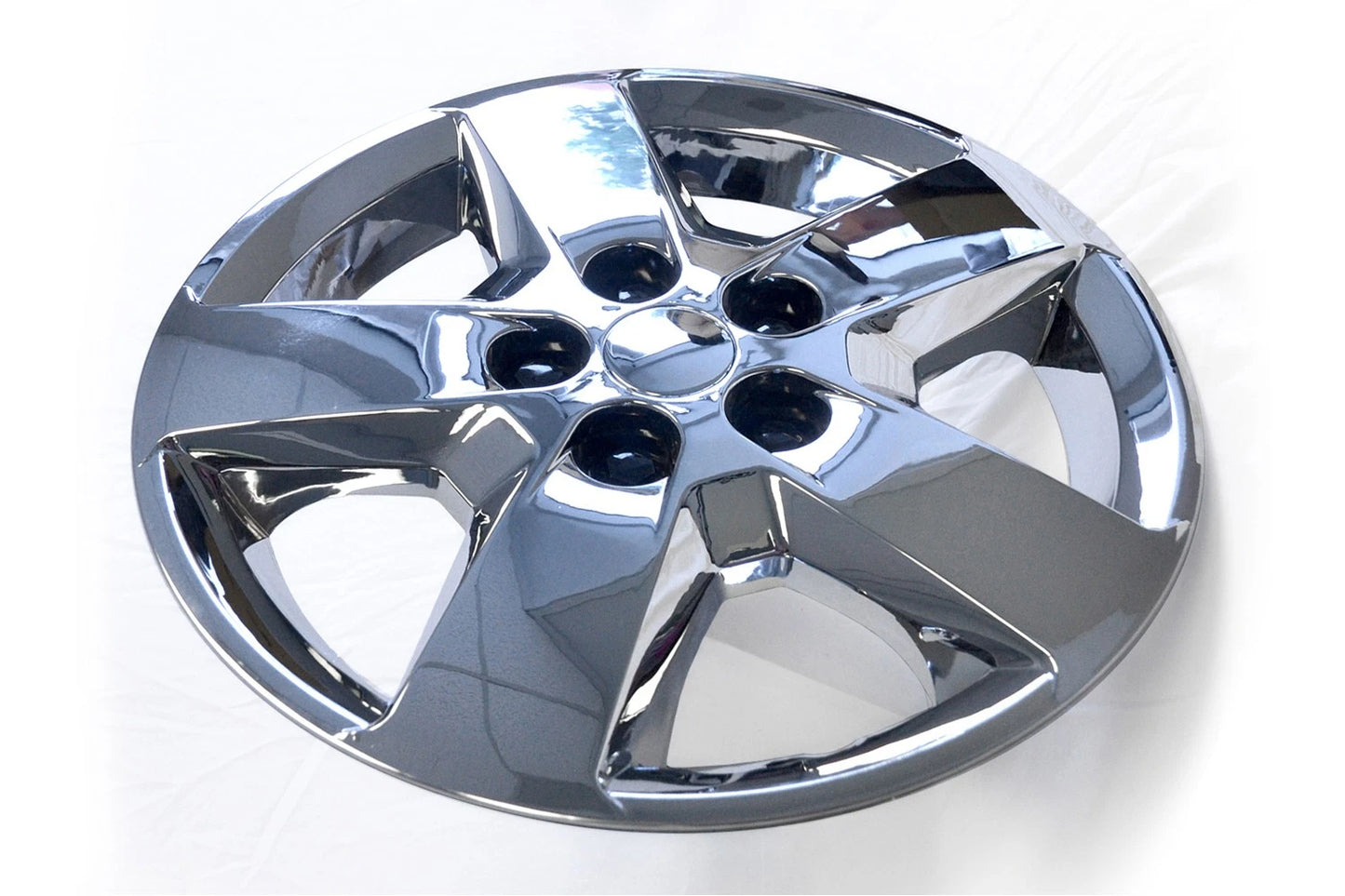 Chrome Bolt On Hubcaps Wheel Covers Set for 2007-2011 Chevy HHR (16 Inch)