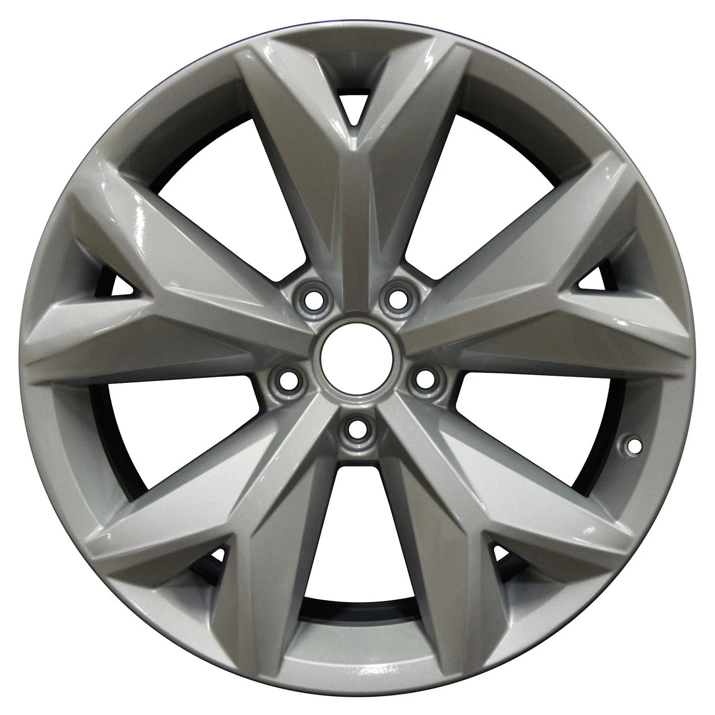 18x8 Factory Wheel Bright Medium Silver Full Face for Volkswagen Atlas (2018–2024)
