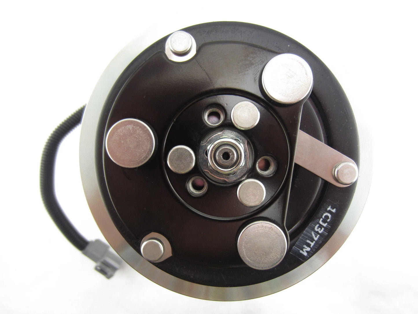 AC Compressor Replacement for Toyota Land Cruiser 100 Series (1998–2007)
