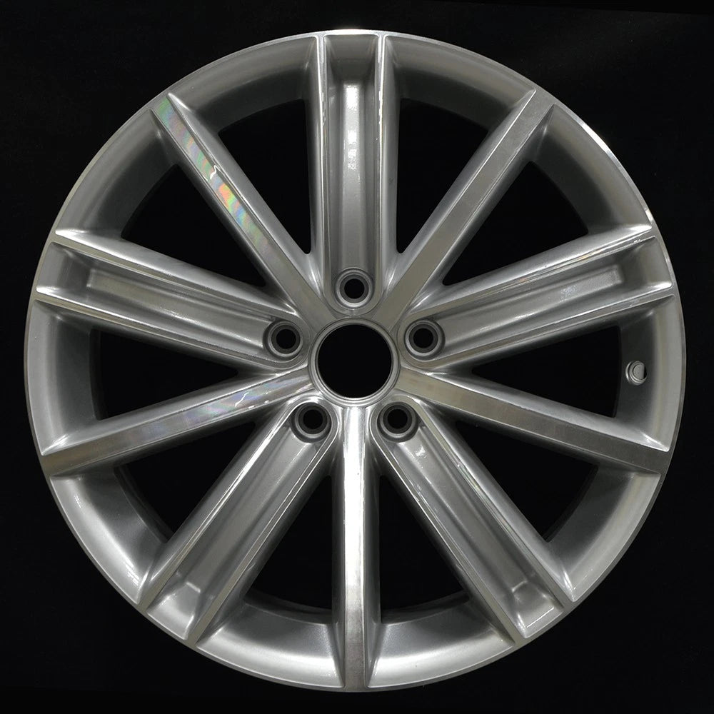 18x7 Factory Wheel Hyper Bright Silver for Volkswagen Tiguan (2009–2015)