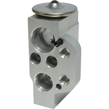 A C Compressor Kit With Condenser Replacement for Volkswagen Passat (2018–2018)