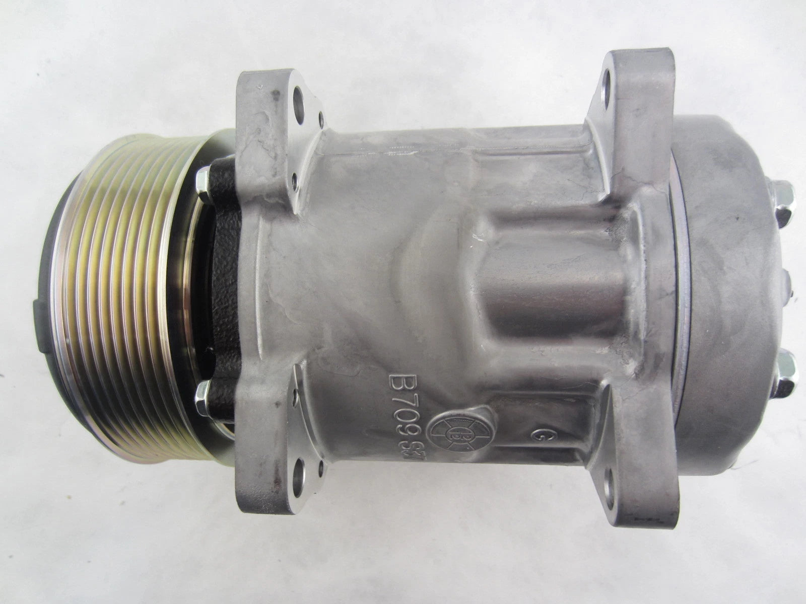 AC Compressor Replacement for Sanden 8100 for Toyota Hilux (2005–2015)