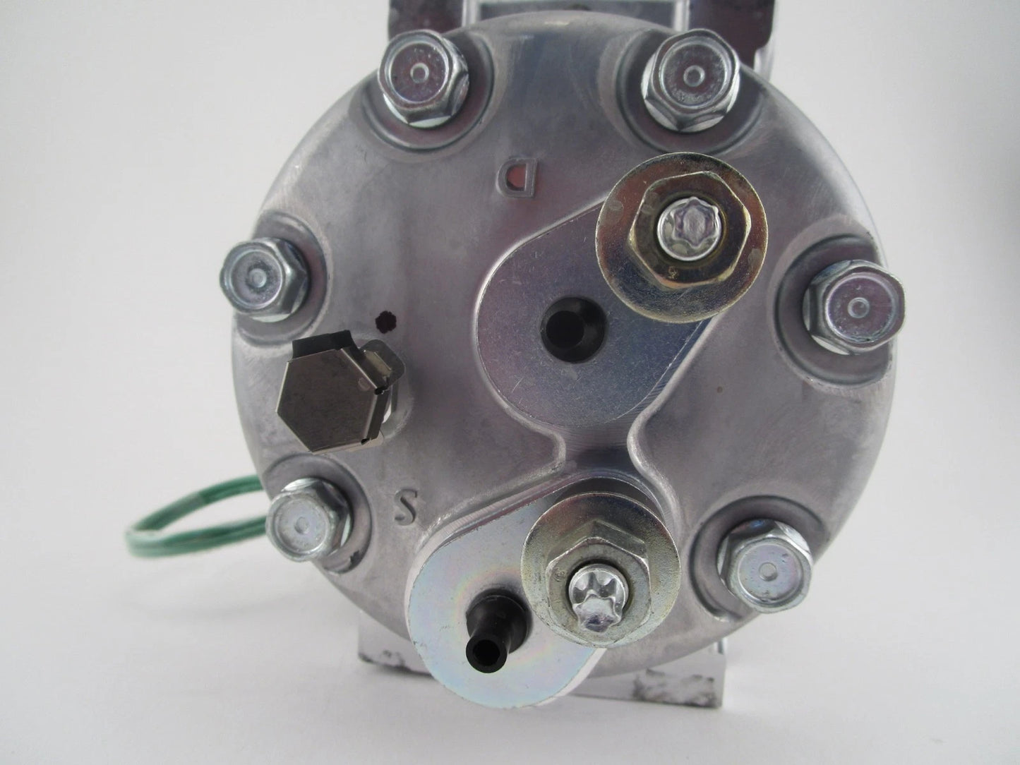 AC Compressor Replacement for Toyota Land Cruiser (2008–2015)