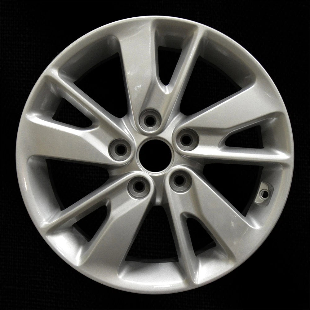 Factory Wheel 16x6.5 Medium Sparkle Silver Full Face for Kia Optima (2016–2018)