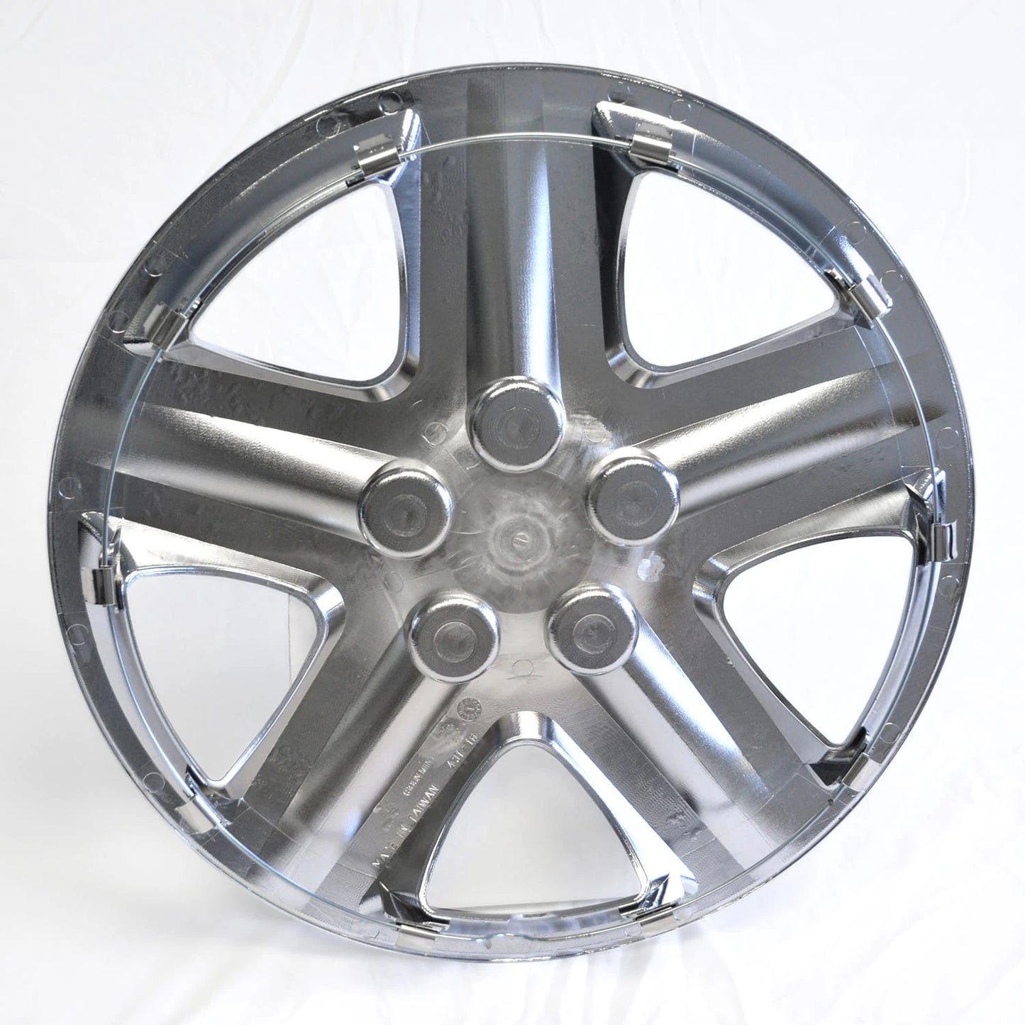17 Inch Chrome Deluxe Hubcaps Wheel Covers Set of 4 for Monte Carlo (–)