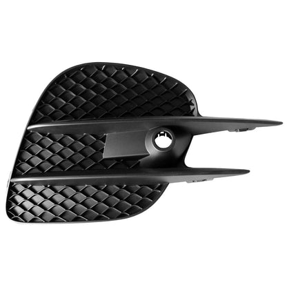 Front Passenger Bumper Cover Grille Replacement for Toyota Hilux (2012–2015)